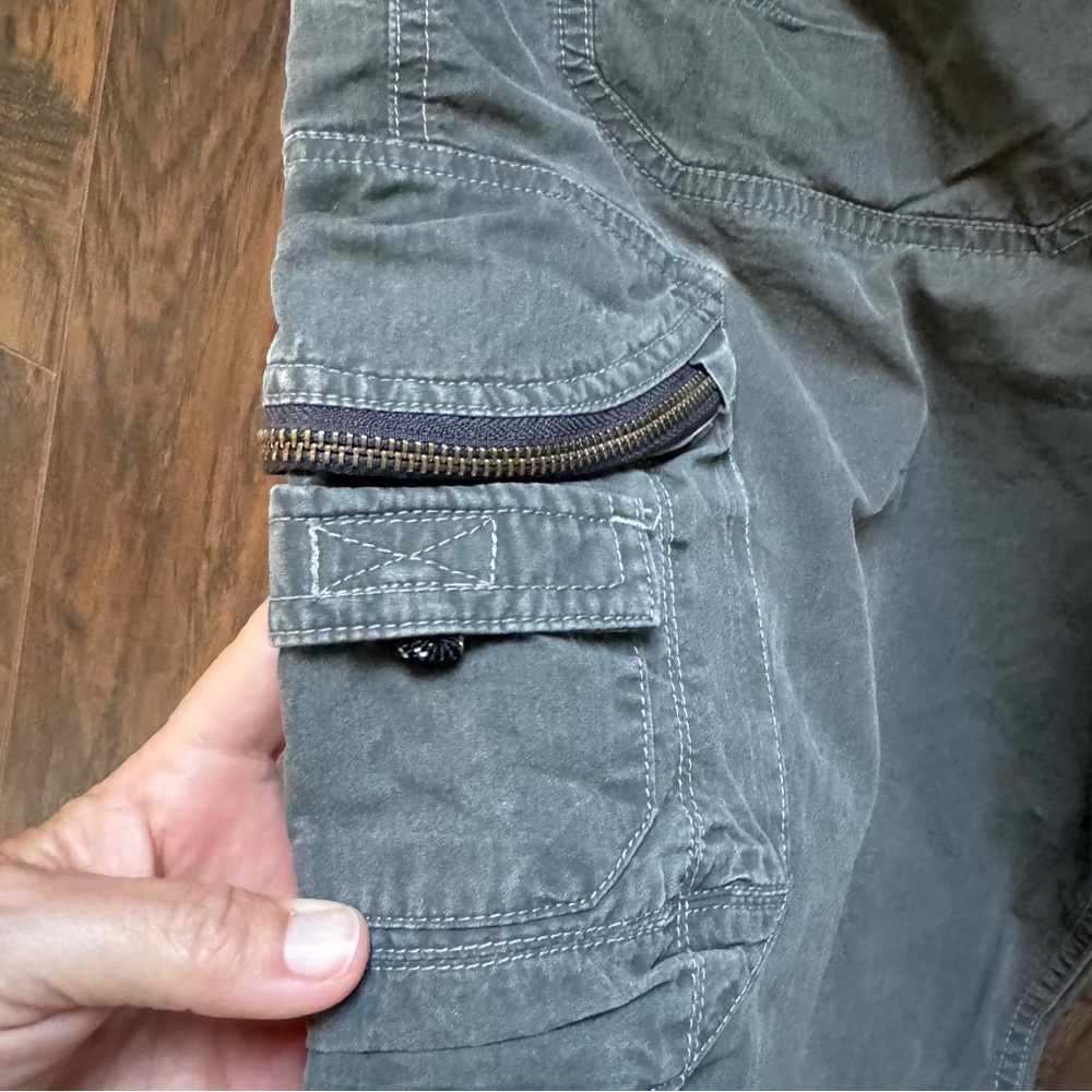 Kuhl Size 34 Carbon Gray Cargo Shorts - Picture 5 of 9